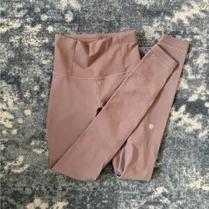 ✨ Lululemon Cutout Gray Black Granite Leggings with Back Pocket Size 2